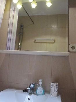 Apartamentos Madrid Hortaleza Экстерьер фото