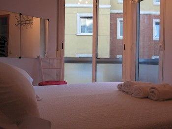 Apartamentos Madrid Hortaleza Экстерьер фото